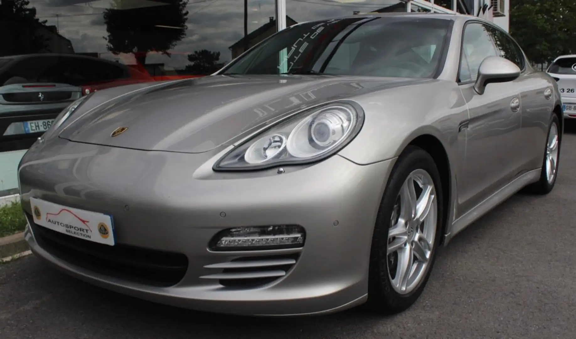 Porsche Panamera 4 V6 3.6 300 PDK Gris - 1