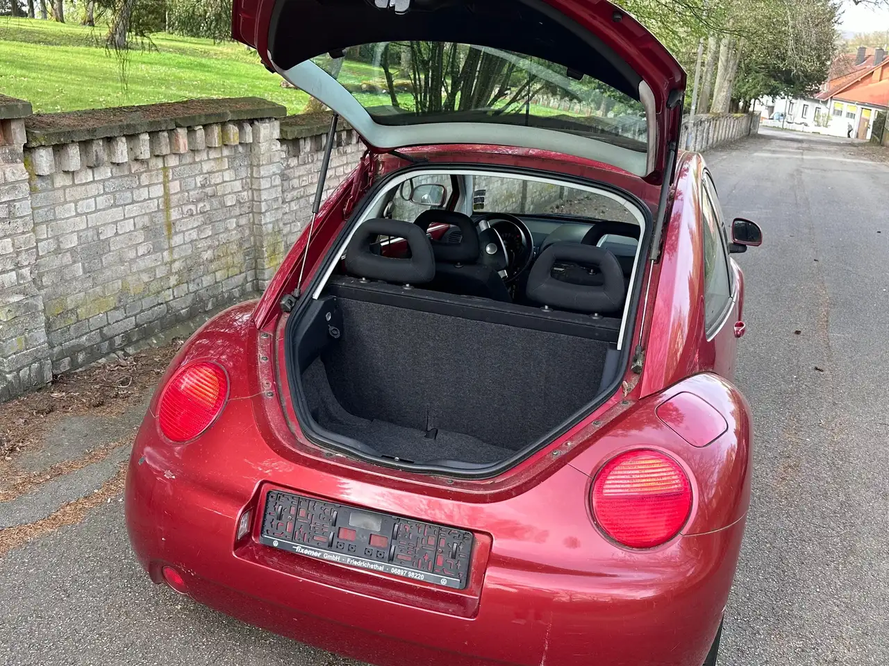Volkswagen New Beetle 2.0, foto 7