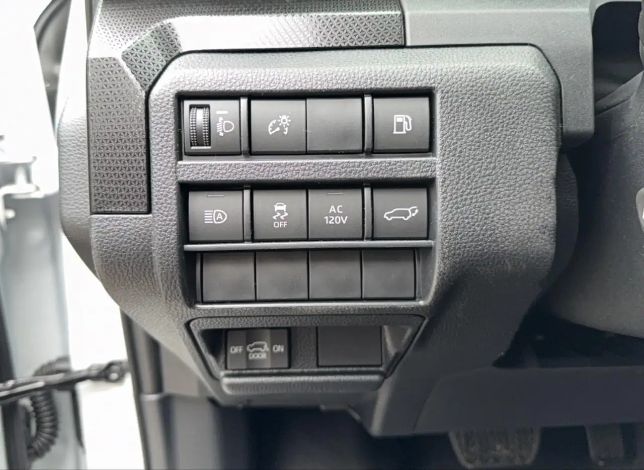 Toyota 4-Runner снимка Toyota 4-Runner