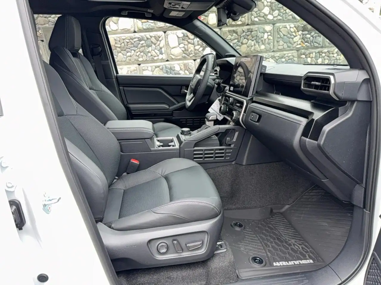 Toyota 4-Runner снимка Toyota 4-Runner