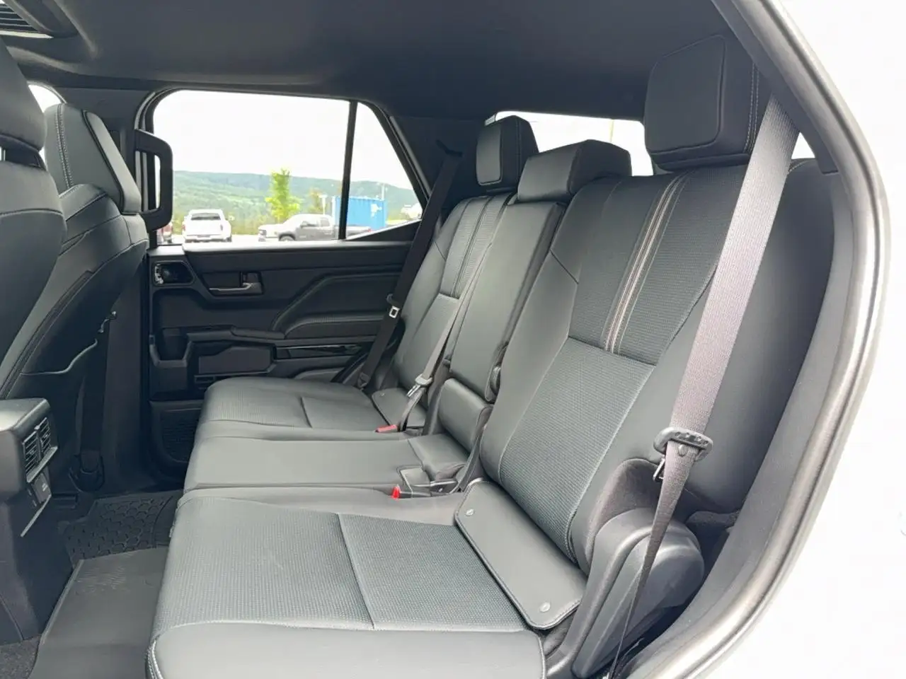 Toyota 4-Runner снимка Toyota 4-Runner