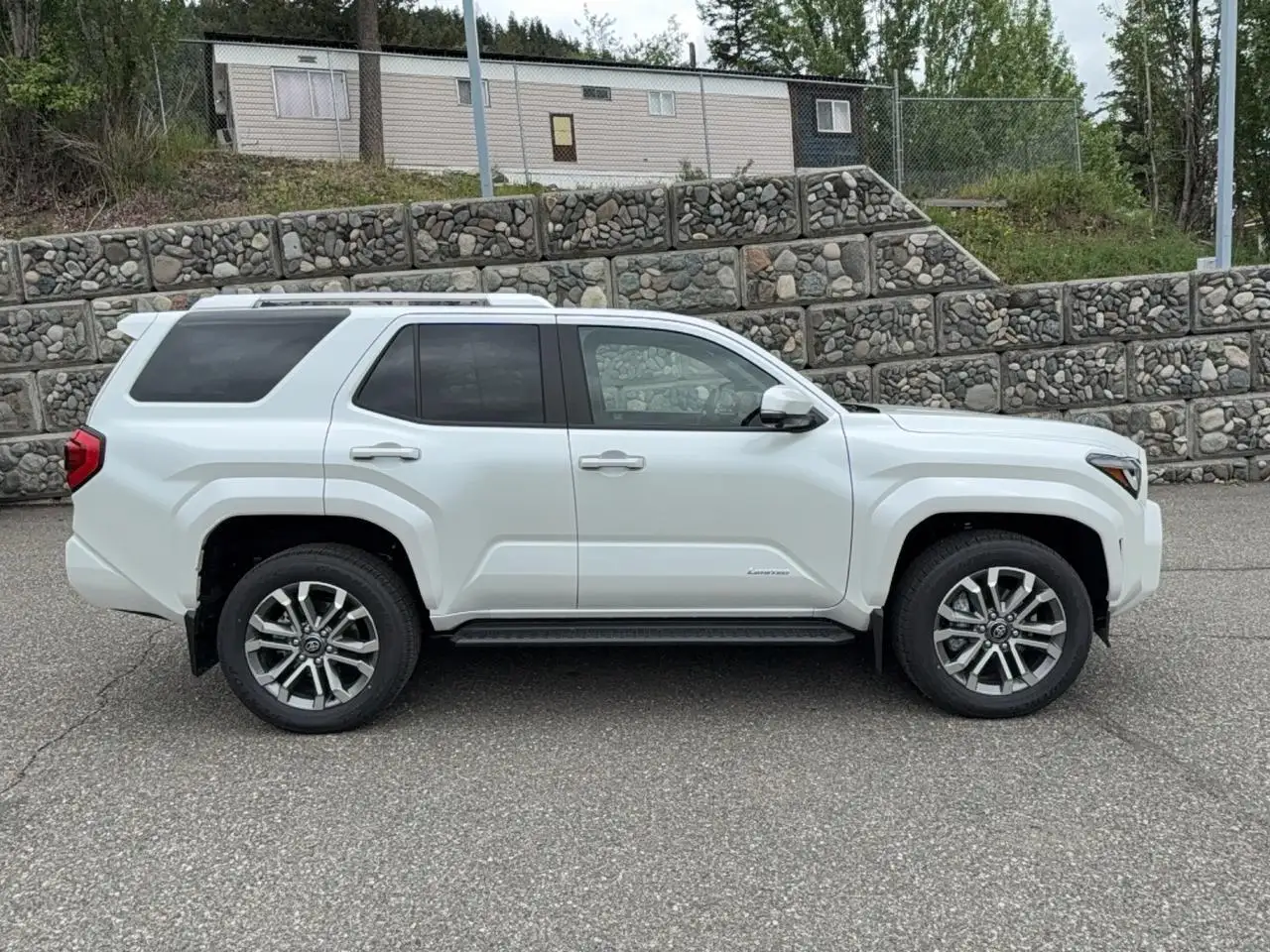 Toyota 4-Runner снимка Toyota 4-Runner