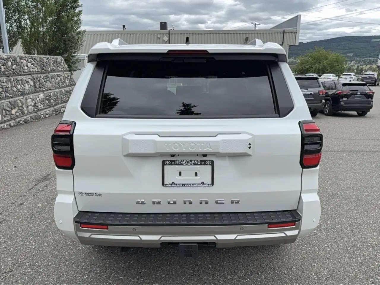Toyota 4-Runner снимка Toyota 4-Runner