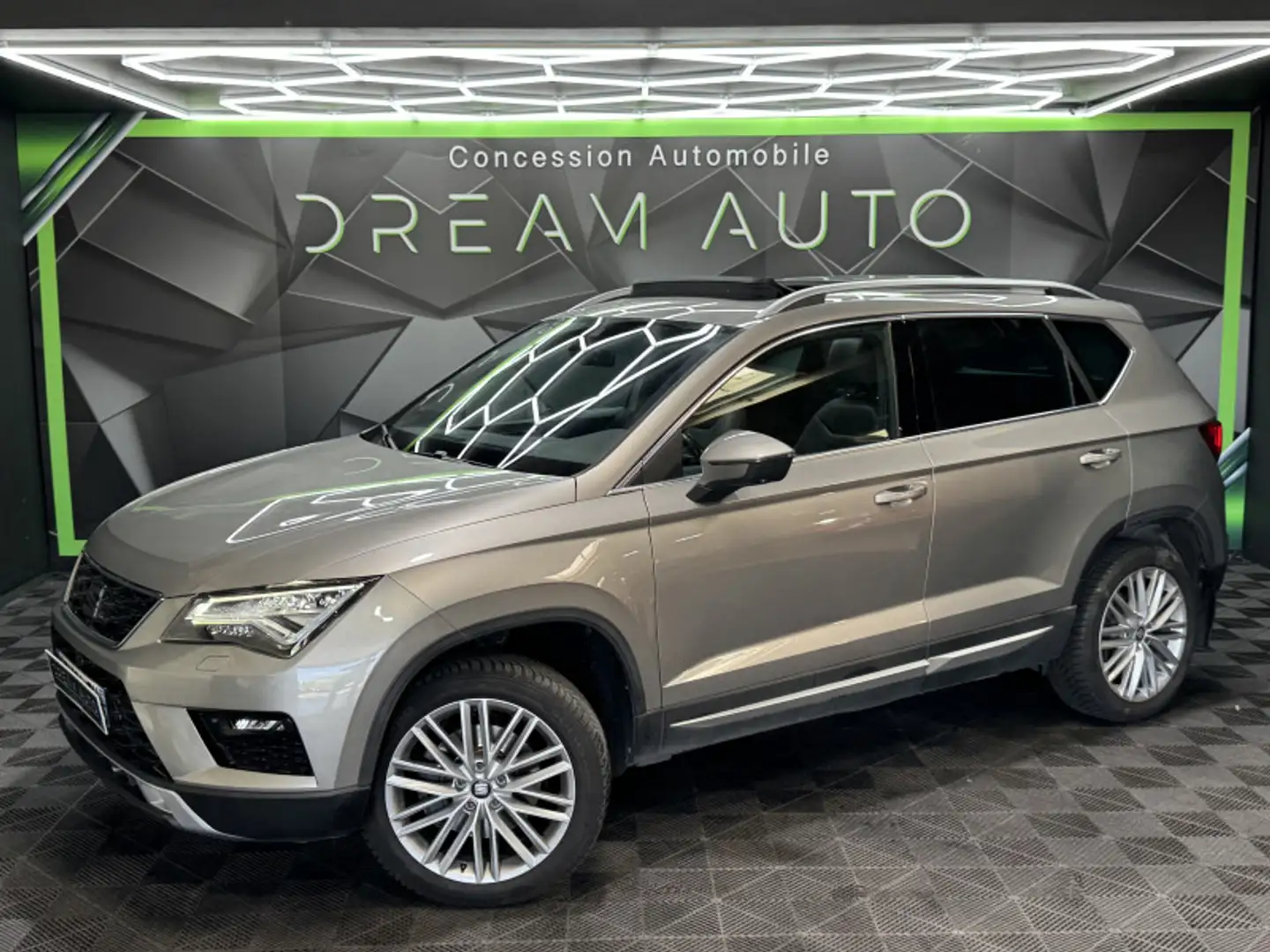 SEAT Ateca 1.4 ECOTSI 150CH ACT START\u0026STOP XCELLENCE DSG Beige - 1