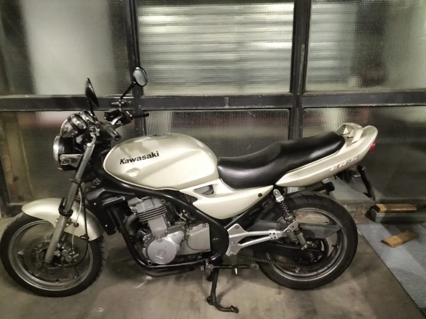 Kawasaki ER - 5 Gris - 1