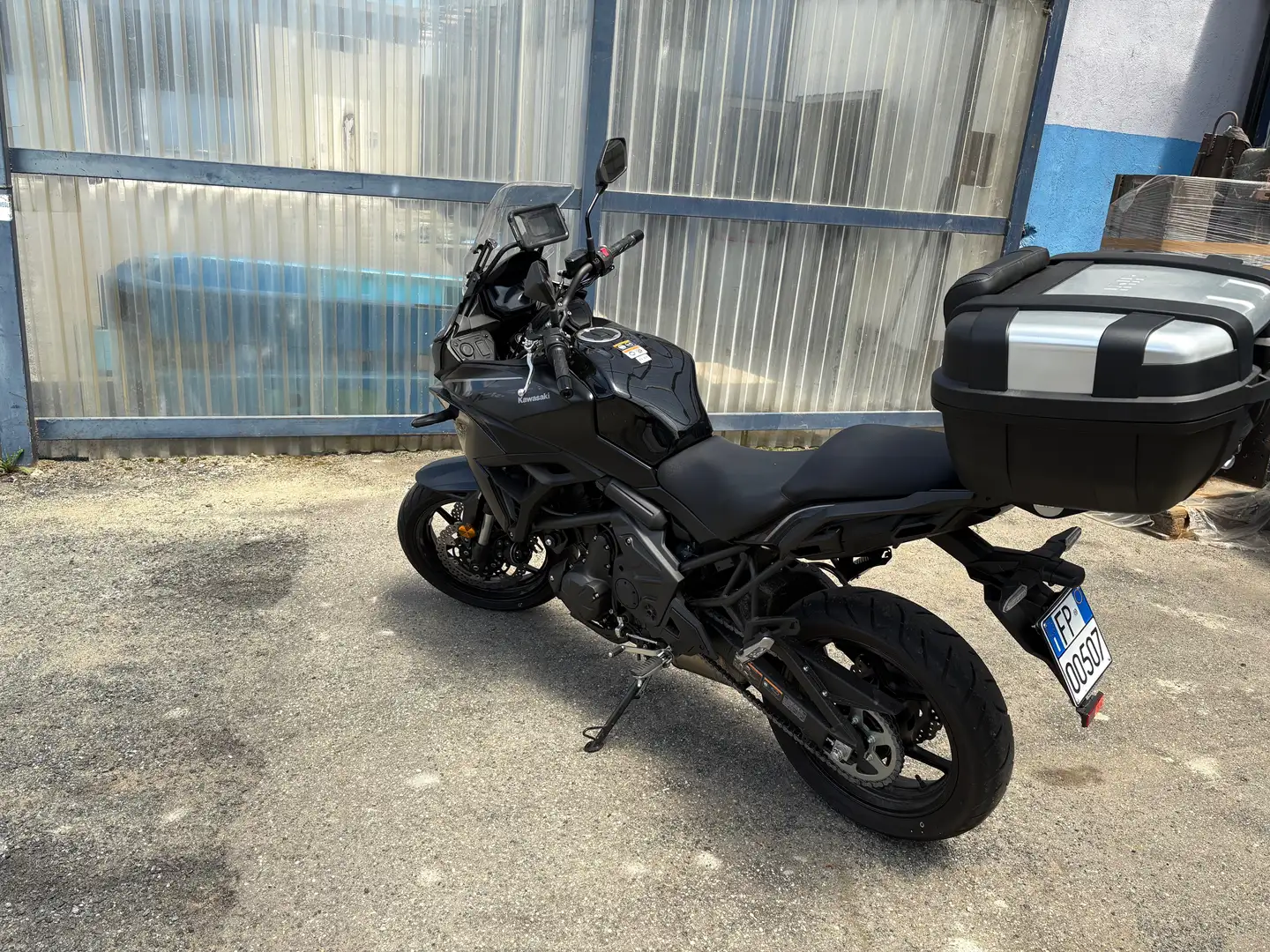 Kawasaki Versys 650 Czarny - 1