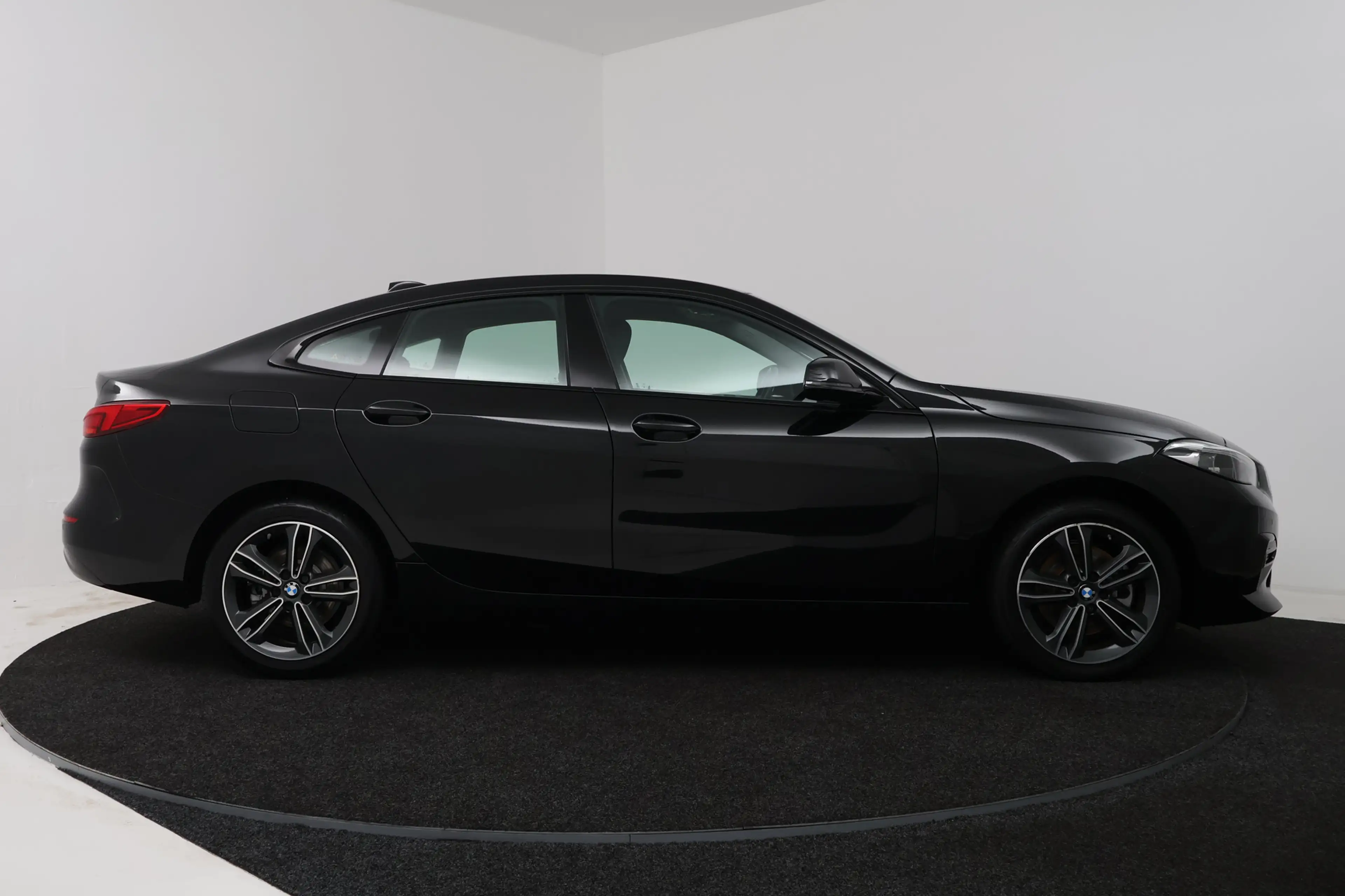 BMW 218 2-serie Gran Coupé 218i Introduction Edition (TREK — photo 16