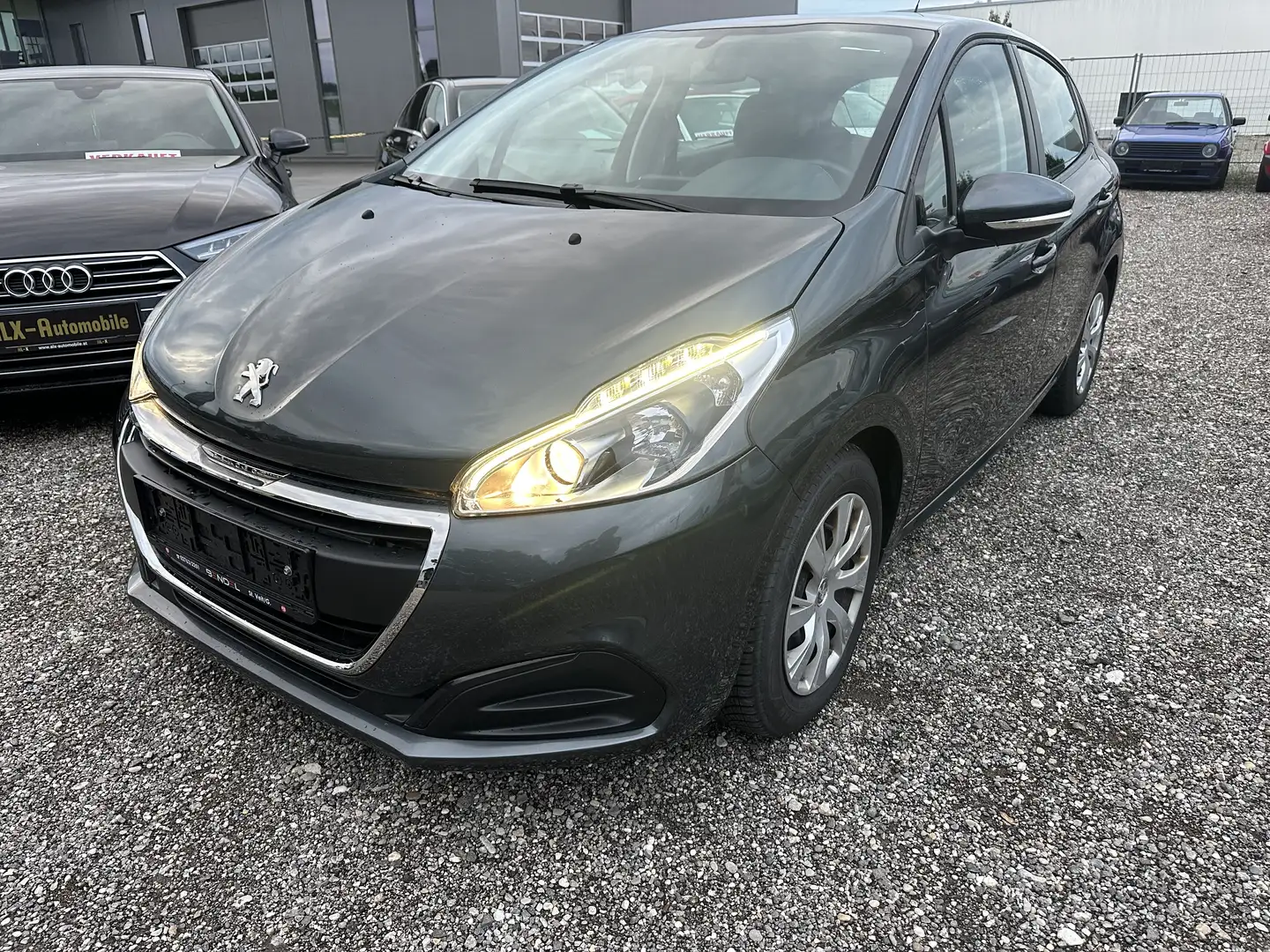 Peugeot 208 Active 1,6 BlueHDi 75 S&S - 1