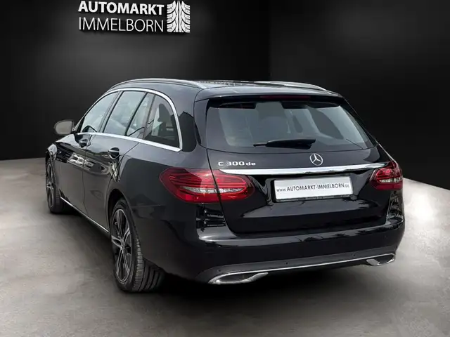 Mercedes-Benz C-Class view 10