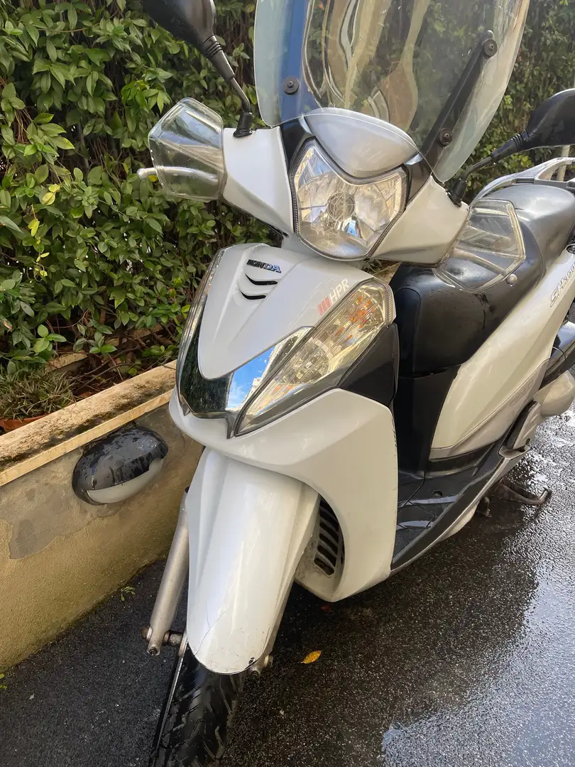 Honda SH 300 Alb - 2