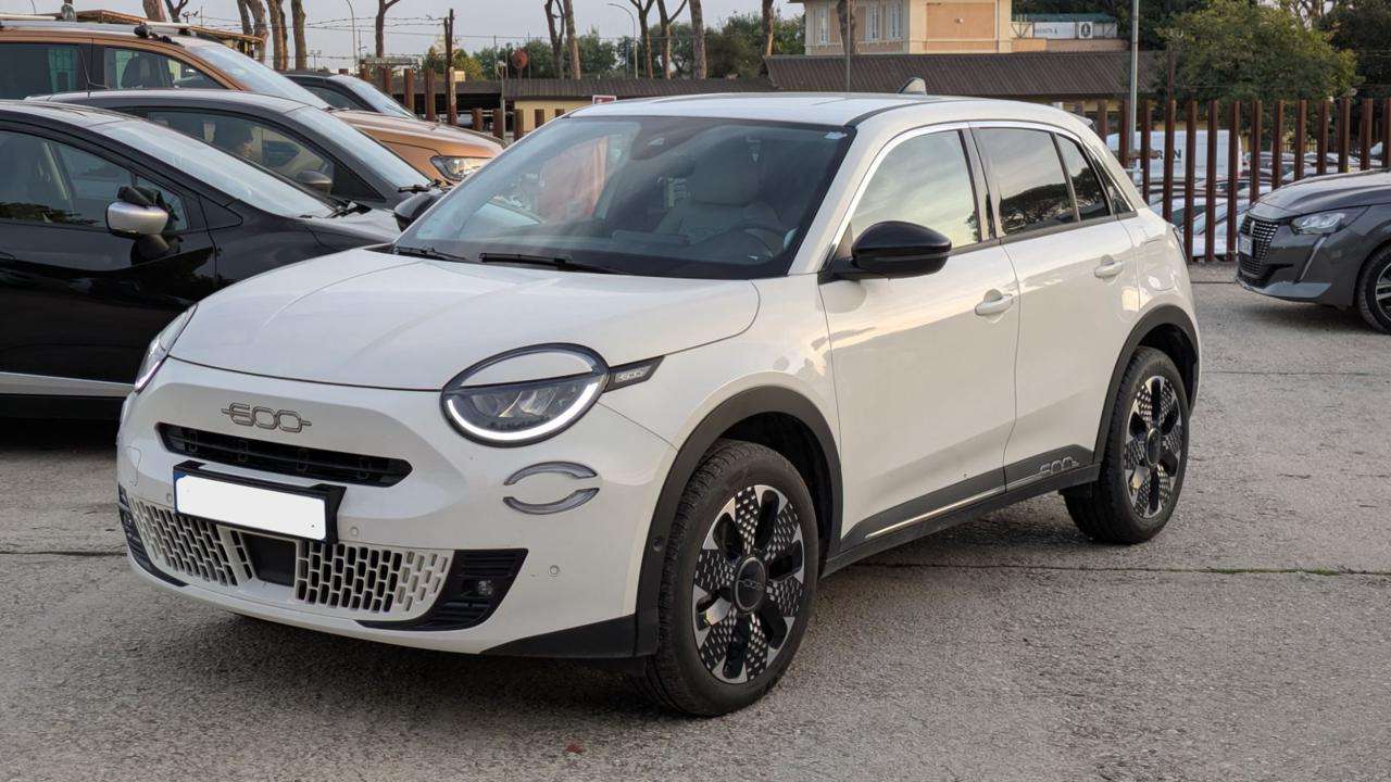 Fiat 600 HYBRID LA PRIMA DCT6 1.2cc 100cv SAFETYPACK
