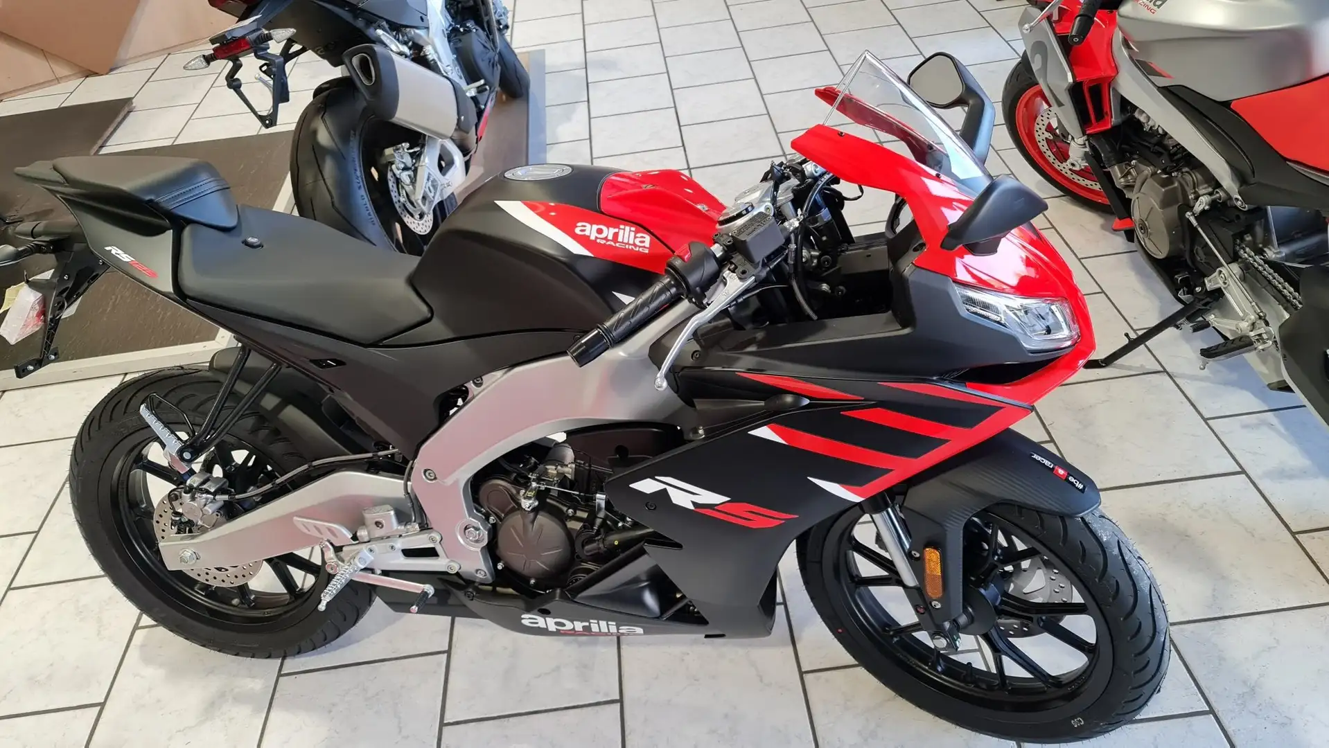 Aprilia RS 125 EURO 5 ABS Nero - 2