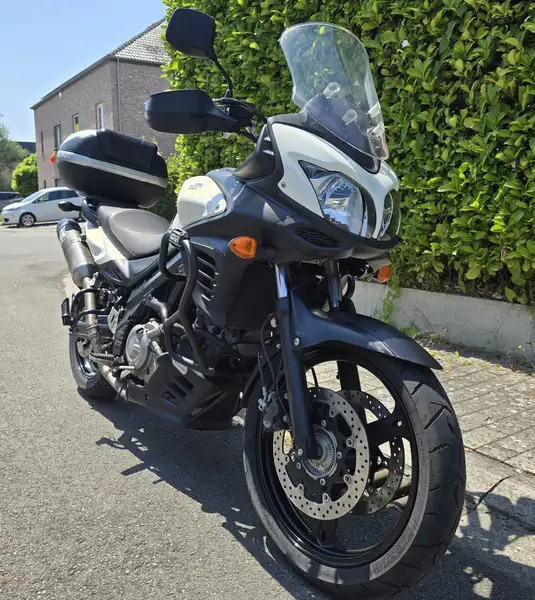 Suzuki V-STROM 650 - foto 2