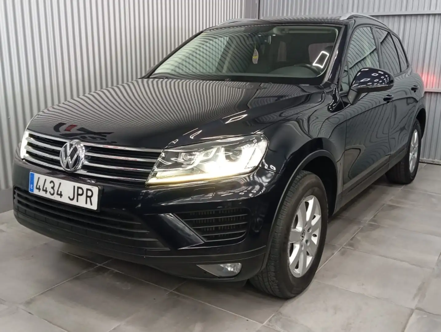 Volkswagen Touareg 3.0TDI V6 BMT 150kW Tiptronic Negro - 1