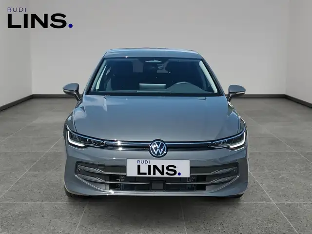 Volkswagen Golf view 8