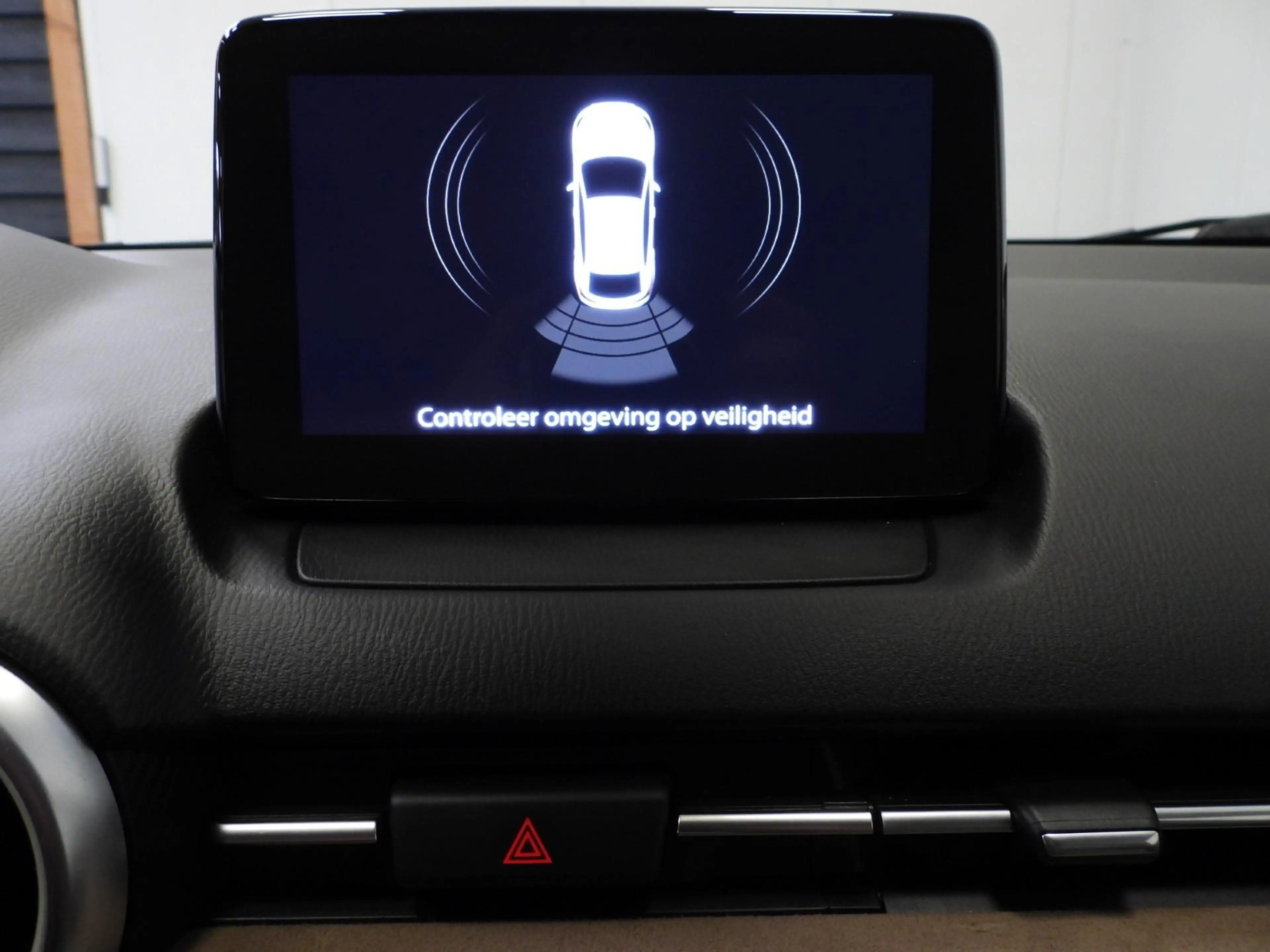 Mazda CX-3 2.0 SkyActiv-G Aut. Luxury NAVI-APP/LEER/CLIMA/LED — photo 8