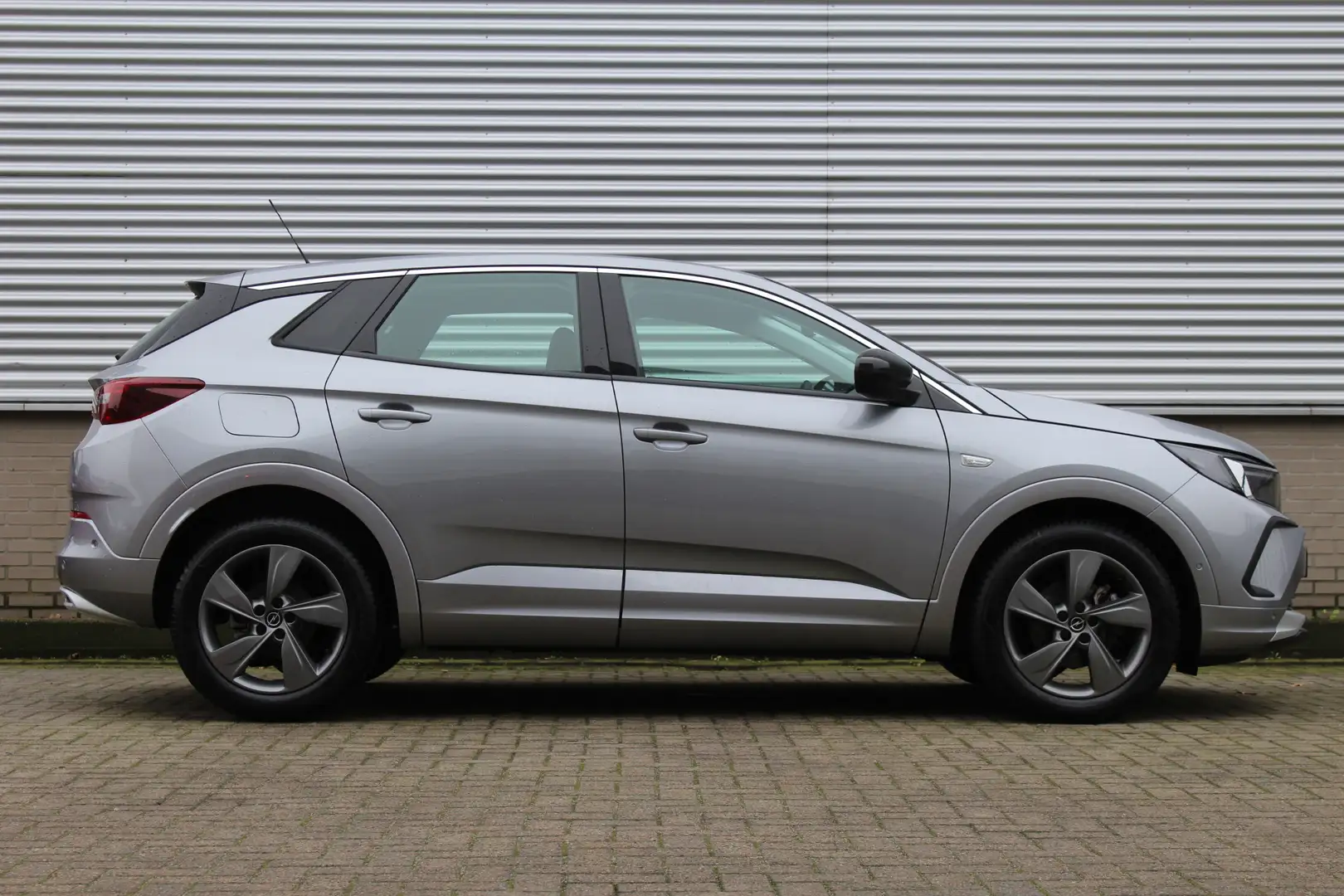Opel Grandland 1.2 Turbo | Winterpack | Cruise control | Bluetoot Zilver - 2