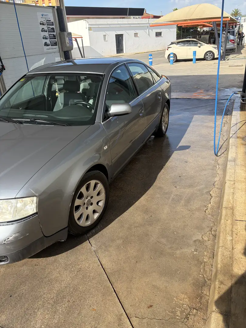 Audi A6 Avant 2.4 quattro Tiptronic - 2