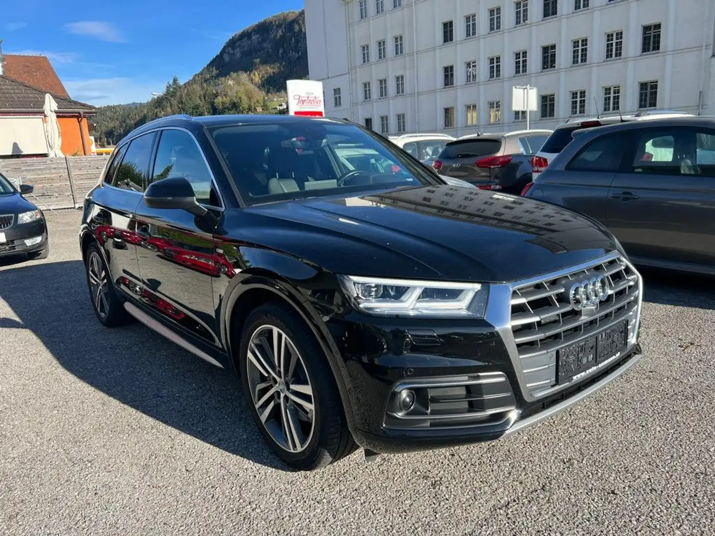 Audi Q5 3,0 TDI Quattro Aut. NUR 67.000KM Vollausstattung Schwarz - 1