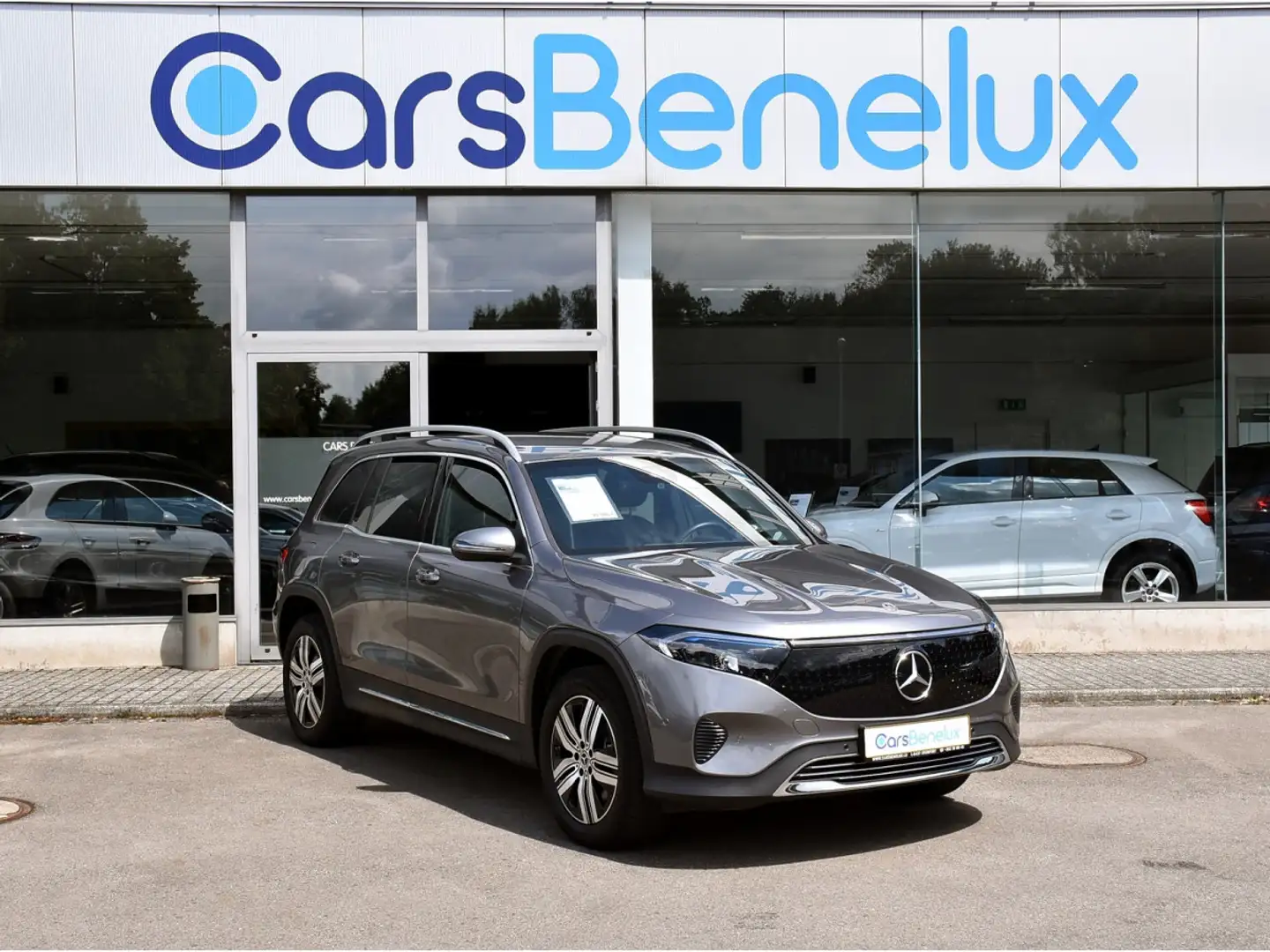 Mercedes-Benz EQB 250 +Progressive Advanced 7 Pl. LANE SIDE 1° MAIN Gris - 1