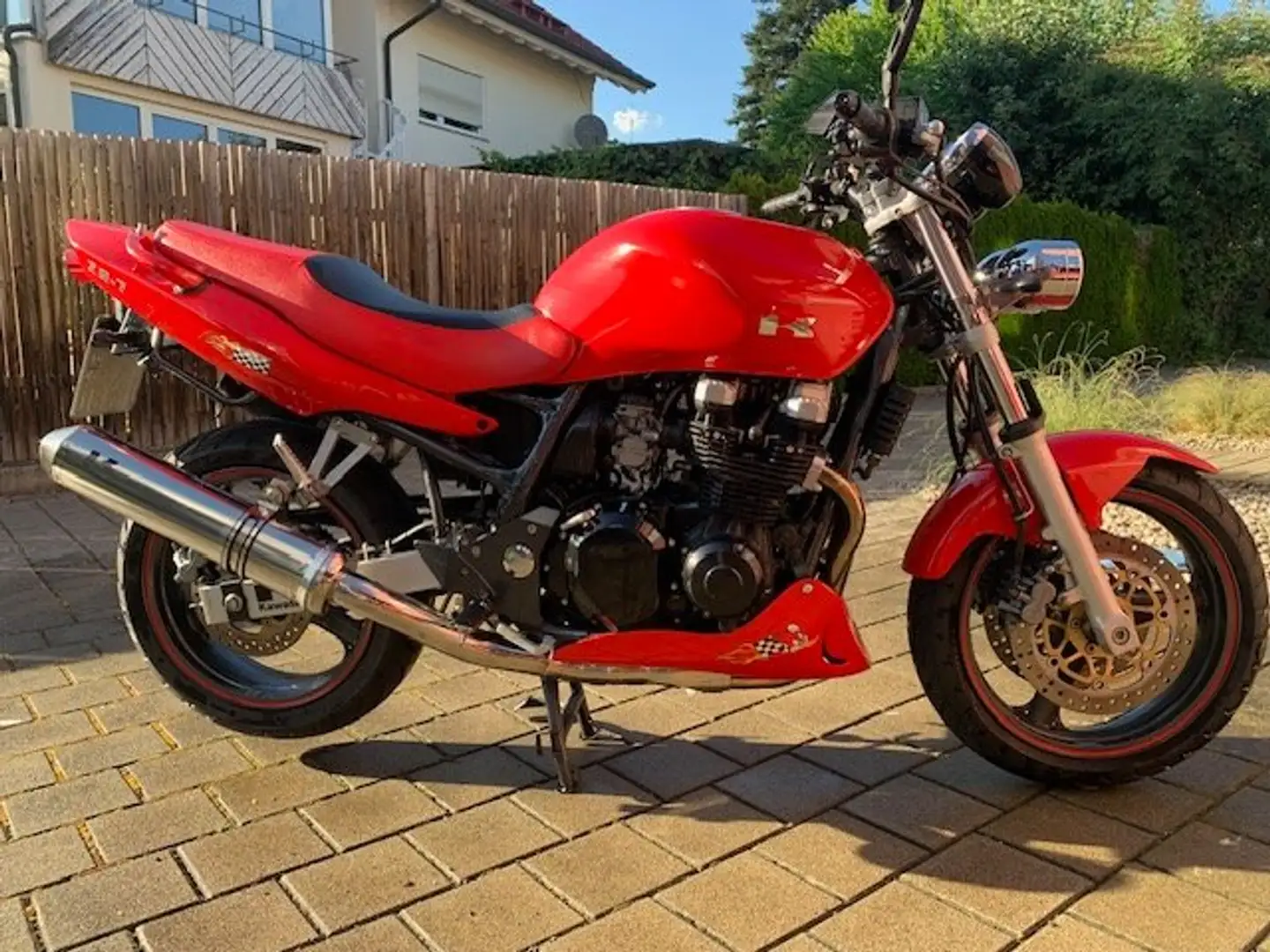 Kawasaki ZR - 7 F Rot - 2