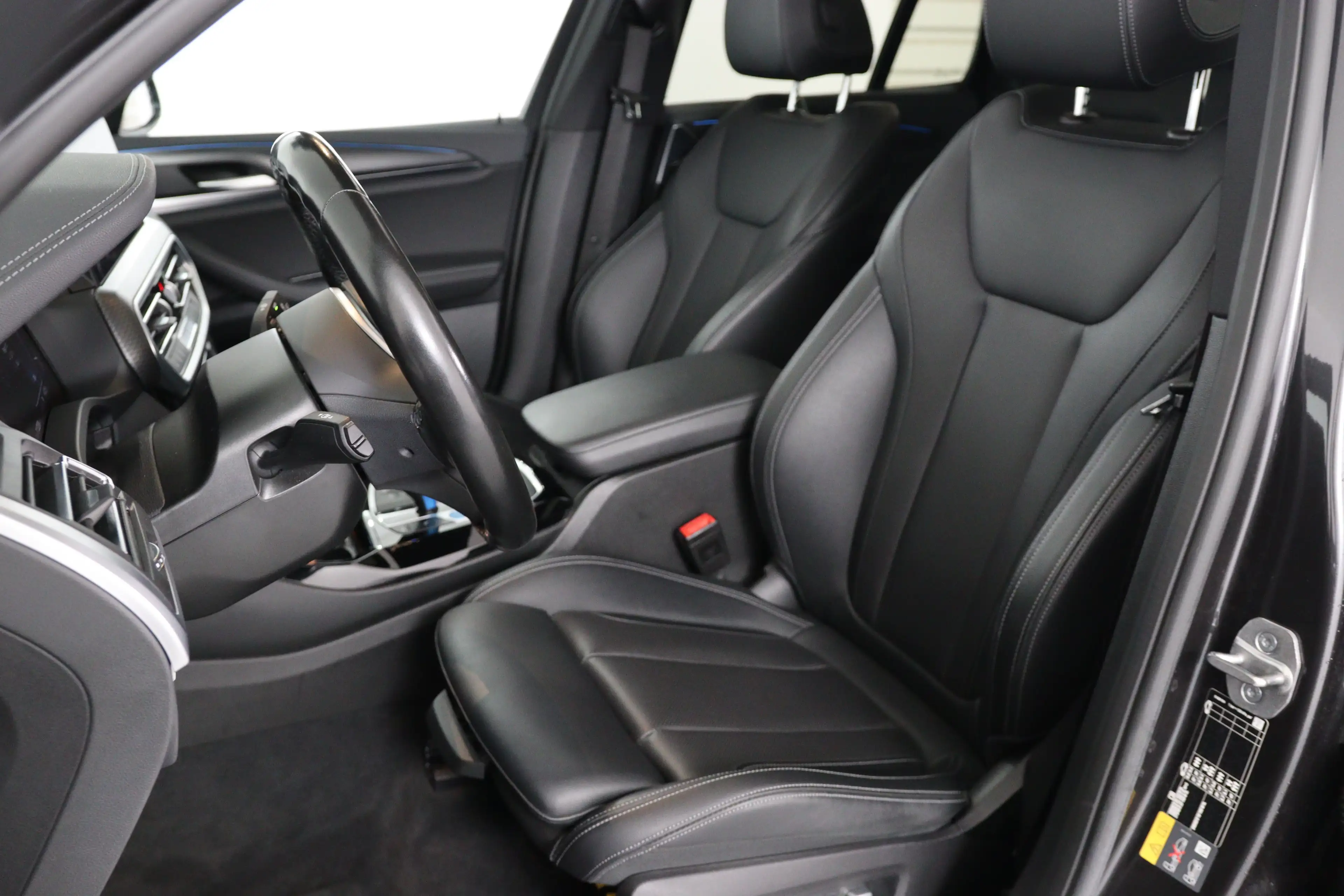 BMW iX3 Executive 80 kWh M-Sport | SOH 95% | 1e Eigenaar! — photo 7
