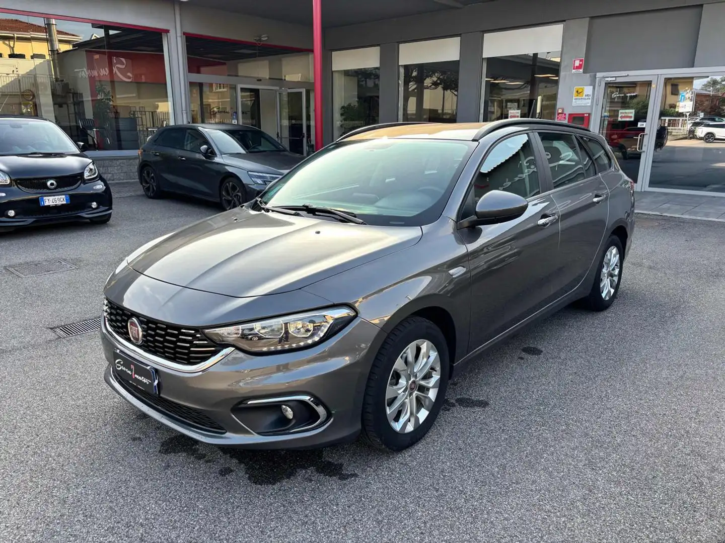 Fiat Tipo 1.6 Mjt S&S SW Business Grau - 2