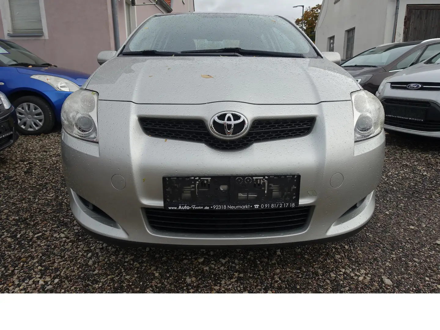 Toyota Auris Life1,6 Automatik Klimaautomatik PDC Alufelgen Silber - 2