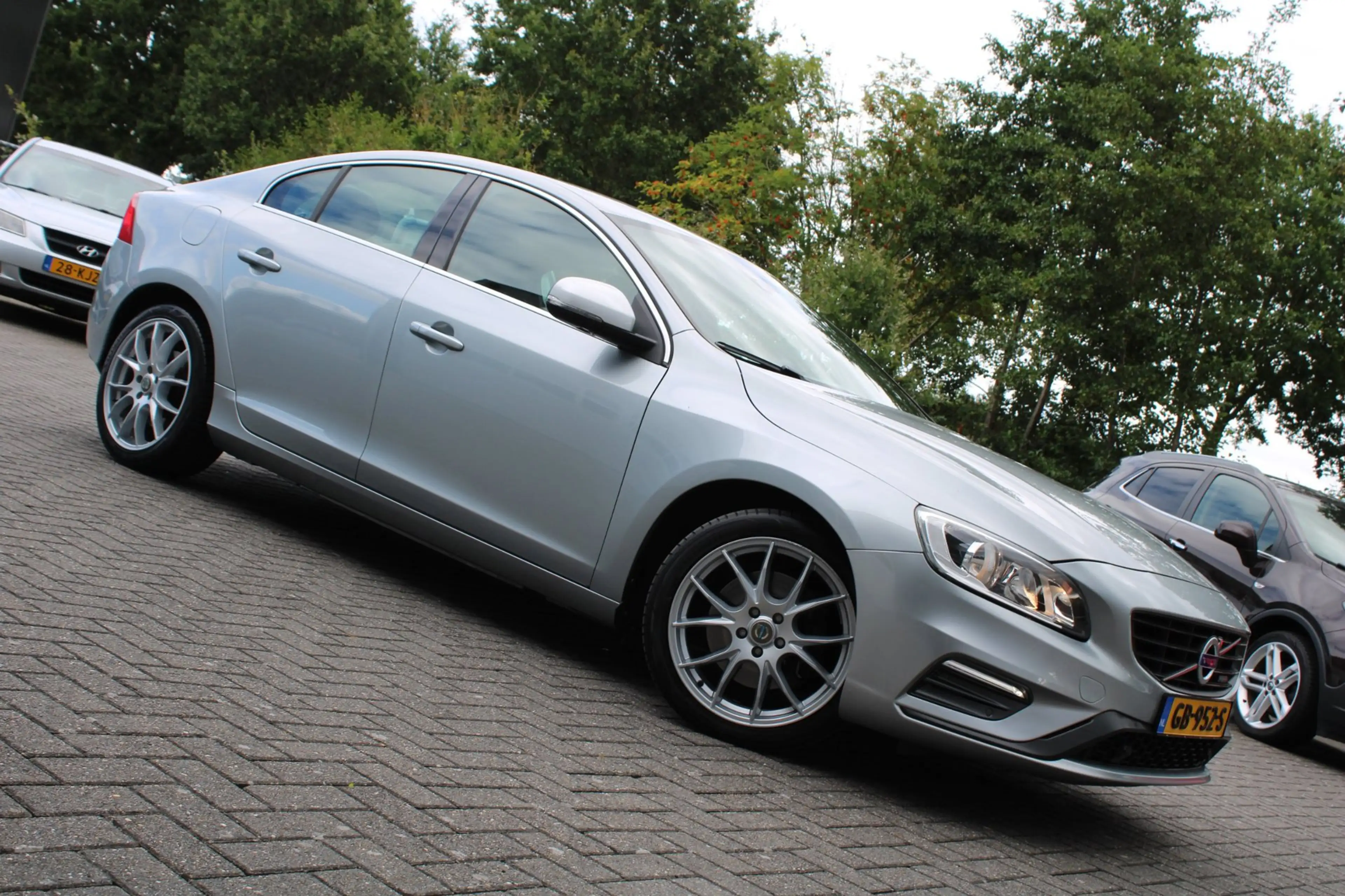 Volvo S60 2.0 T5 R-Design Automaat 245pk Clima/Cruise/Stoelv — photo 25