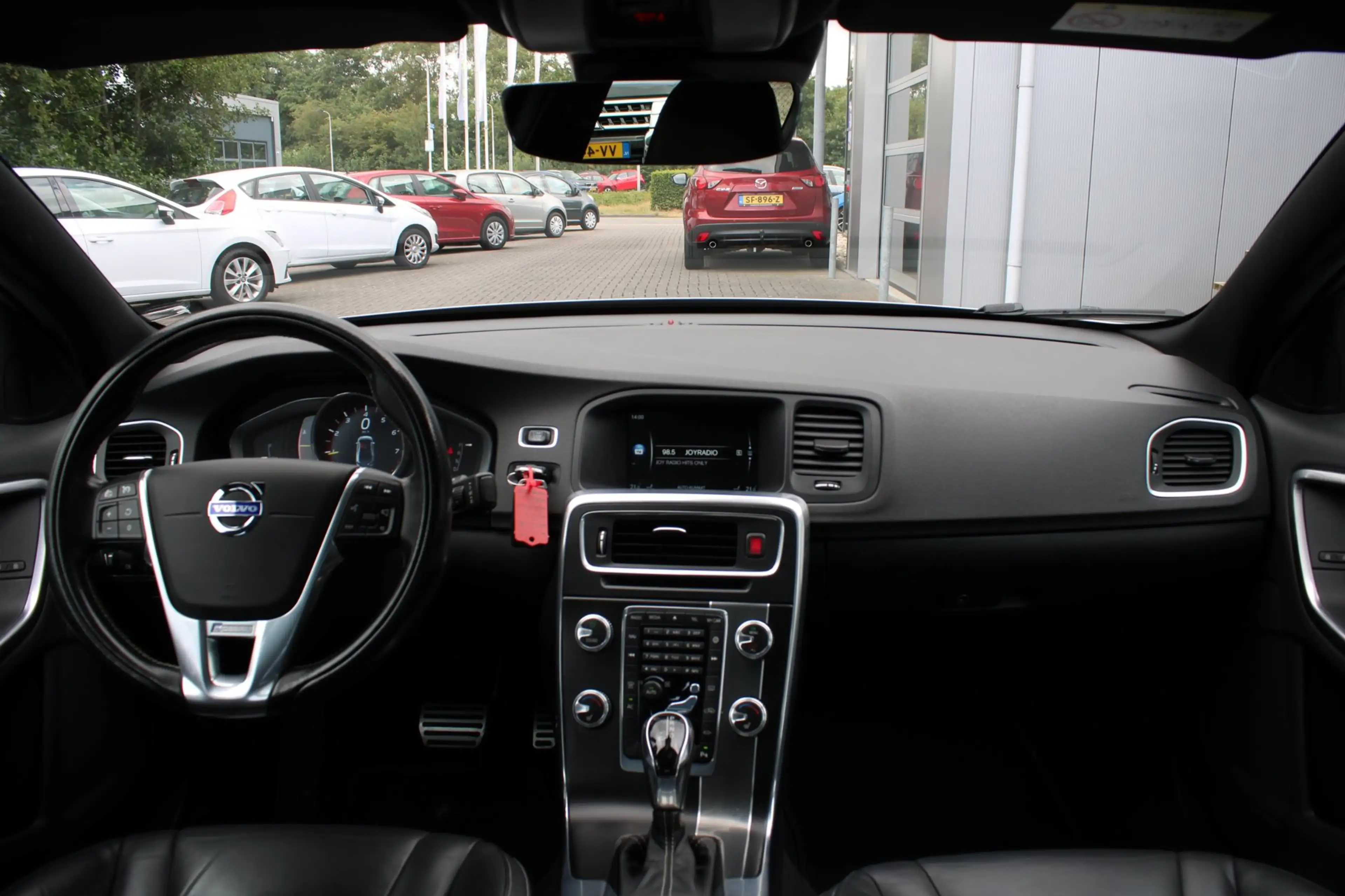 Volvo S60 2.0 T5 R-Design Automaat 245pk Clima/Cruise/Stoelv — photo 8