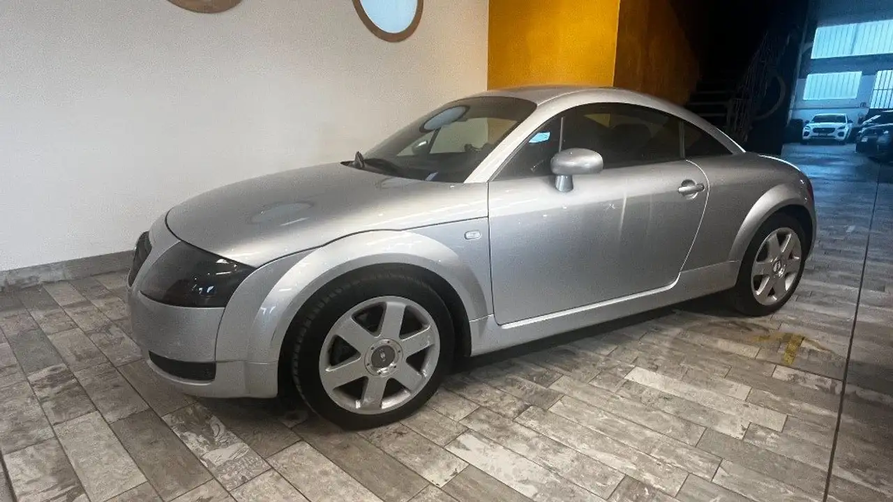 Audi TT Coupé 1.8 T 20V 179 CV cat, foto 3