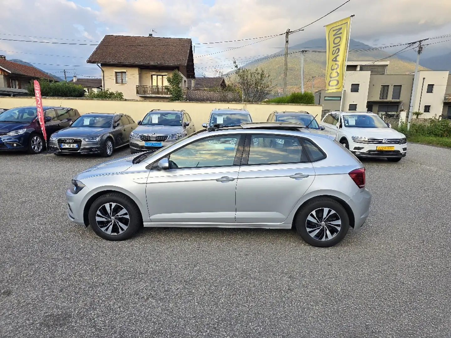 Volkswagen Polo TSI 95cv Confortline 31800 kms TO - 2
