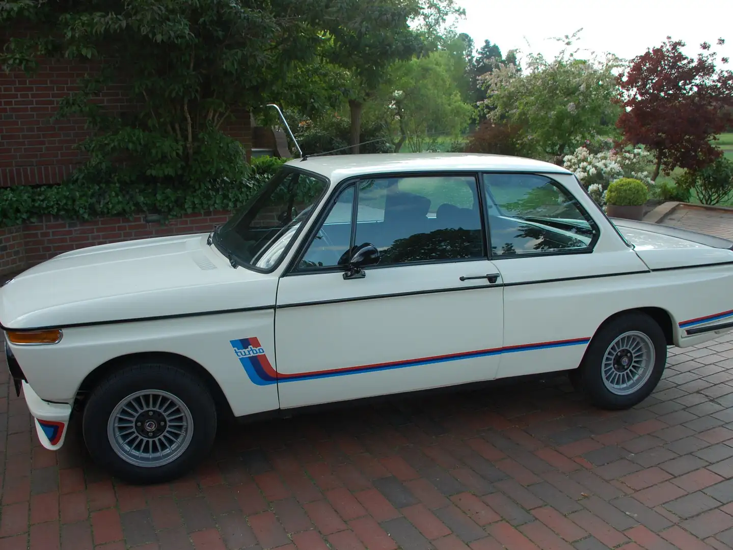 BMW 2002 Turbo Blanco - 1