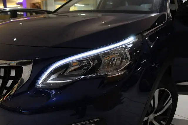 Peugeot 3008 view 15