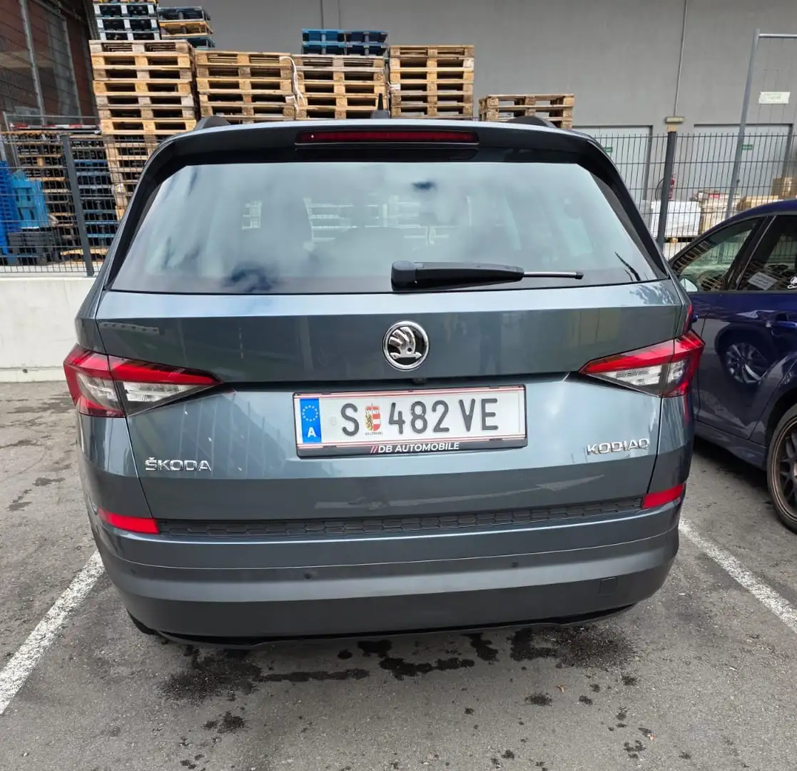 Skoda Kodiaq Grau - 1