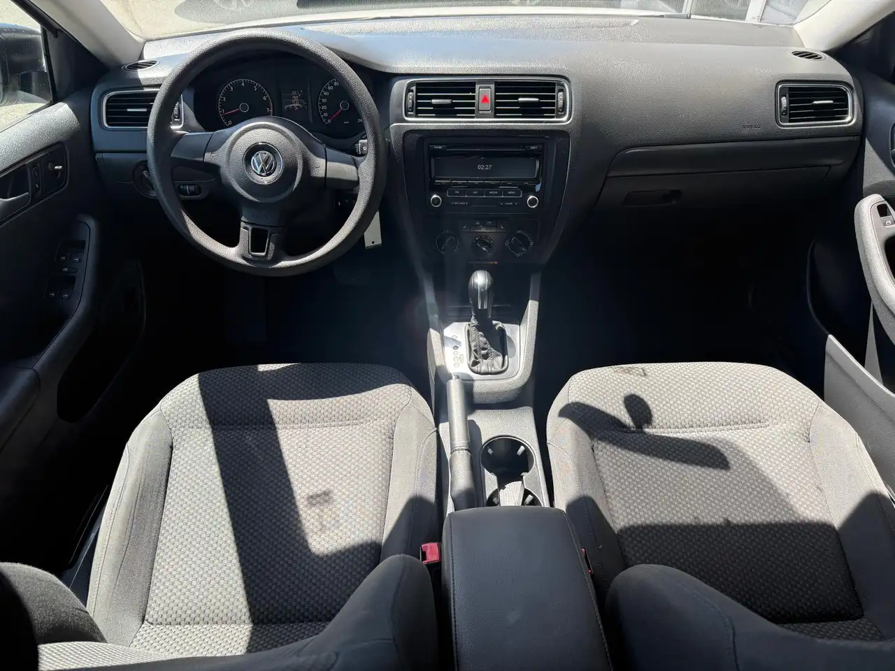 Volkswagen Jetta снимка Volkswagen Jetta