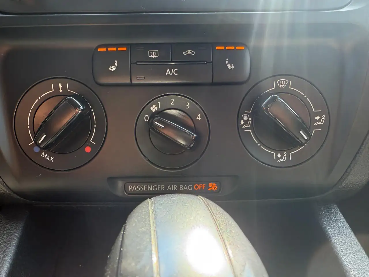 Volkswagen Jetta снимка Volkswagen Jetta
