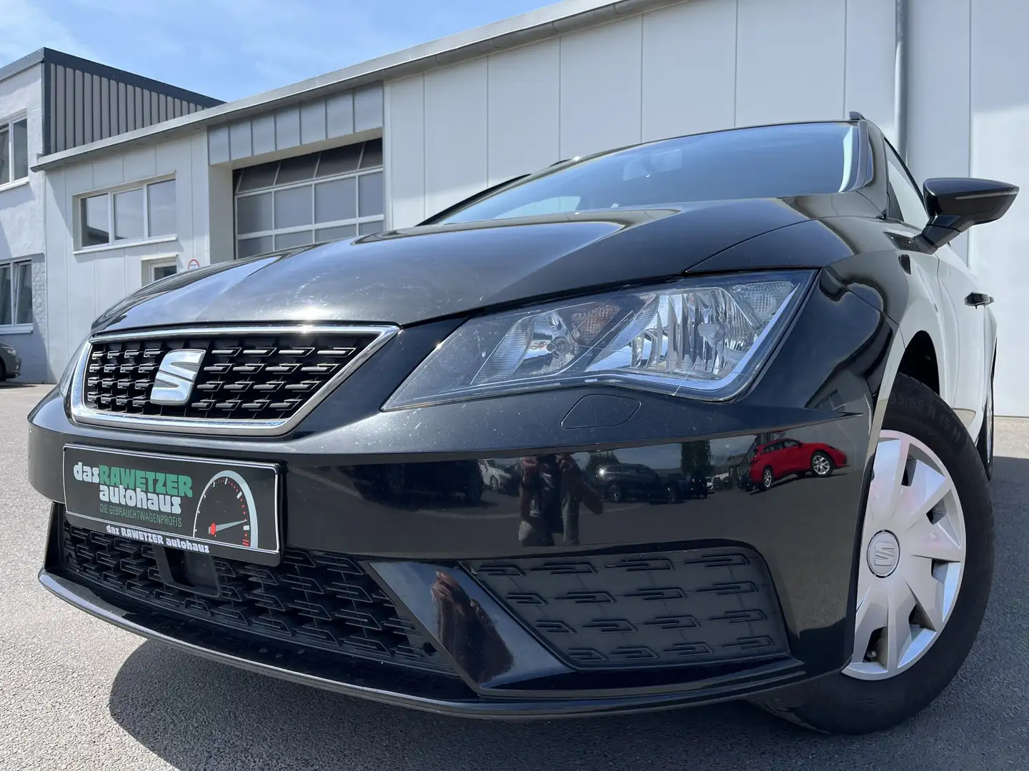 SEAT Leon SP 1.6 TDI 81€ m. 20% Anzahlung Navi SHZ PDC Kli Noir - 1