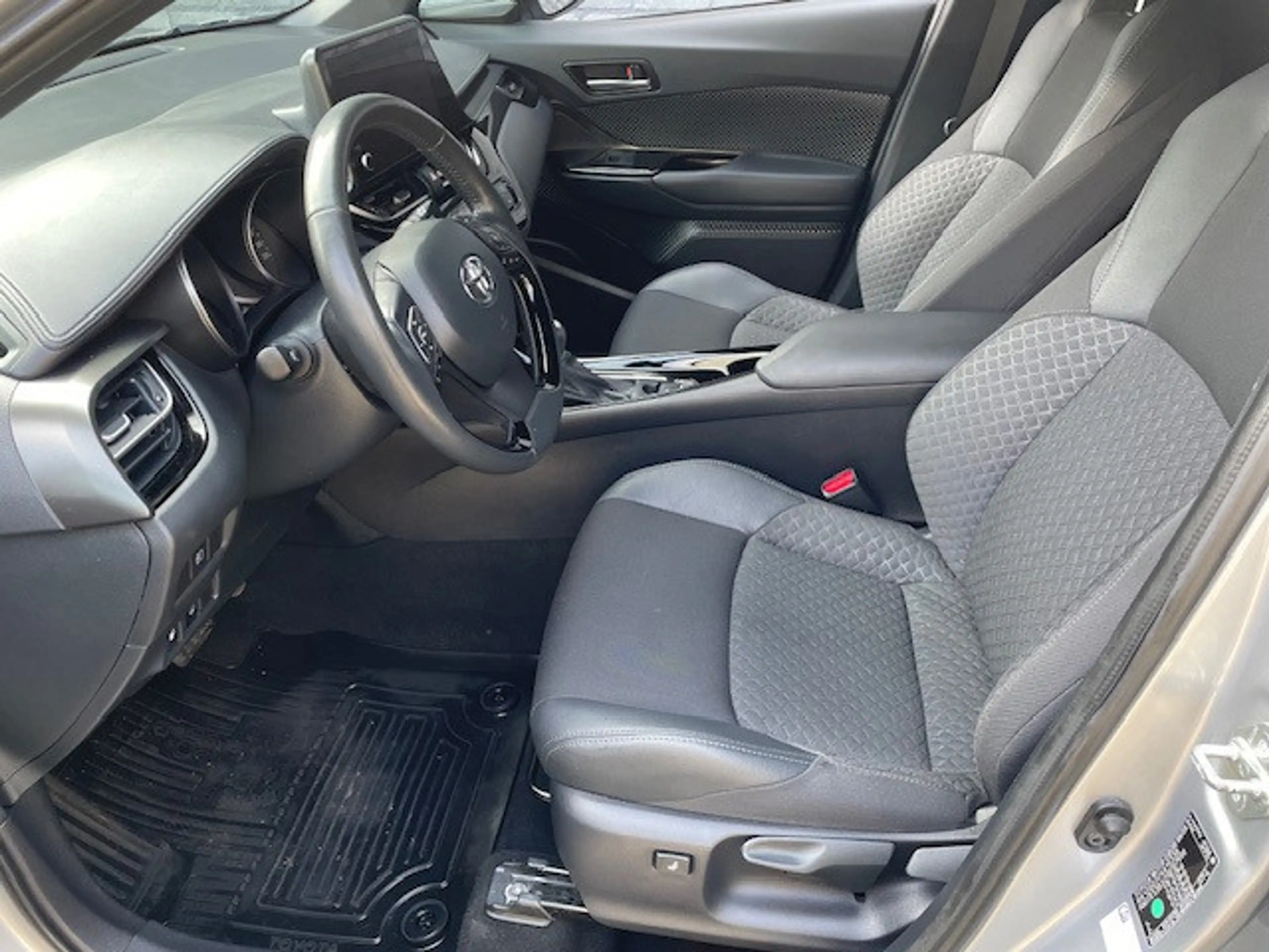 Toyota C-HR 2.0 Hybrid Dynamic met afn. trekhaak — photo 8