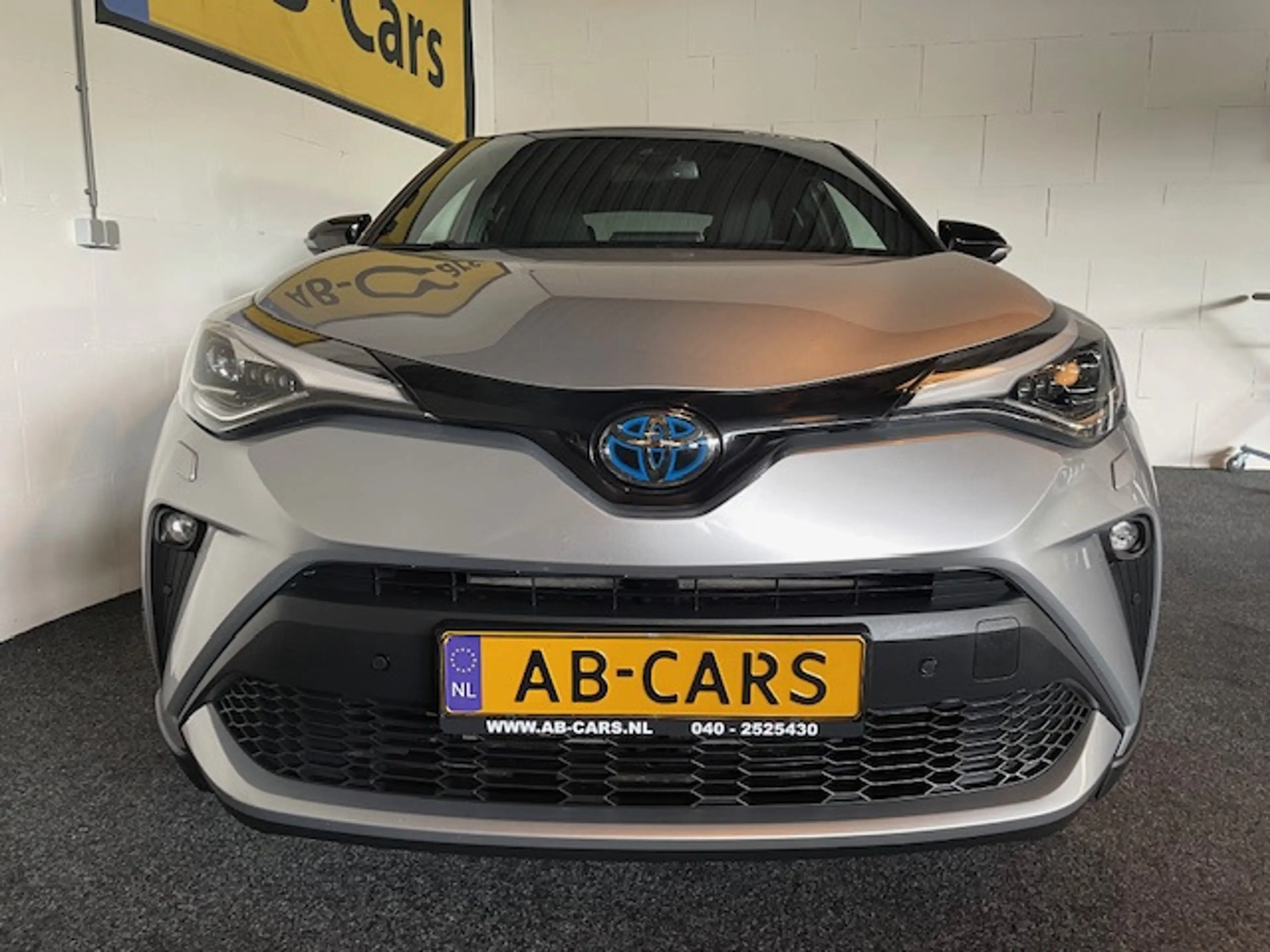 Toyota C-HR 2.0 Hybrid Dynamic met afn. trekhaak — photo 2