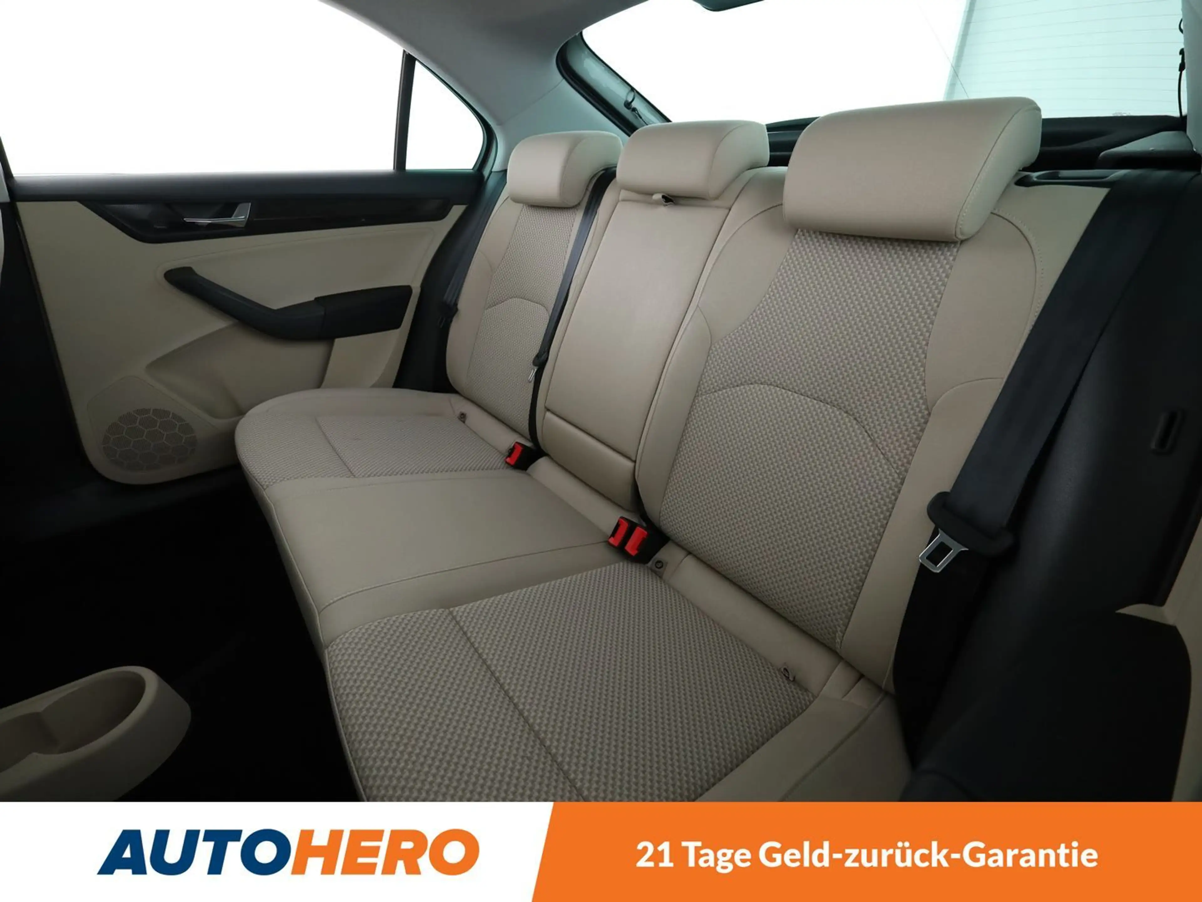 SEAT Toledo 1.4 TSI Style Aut.*NAVI*TEMPO*PDC*SHZ* — photo 15