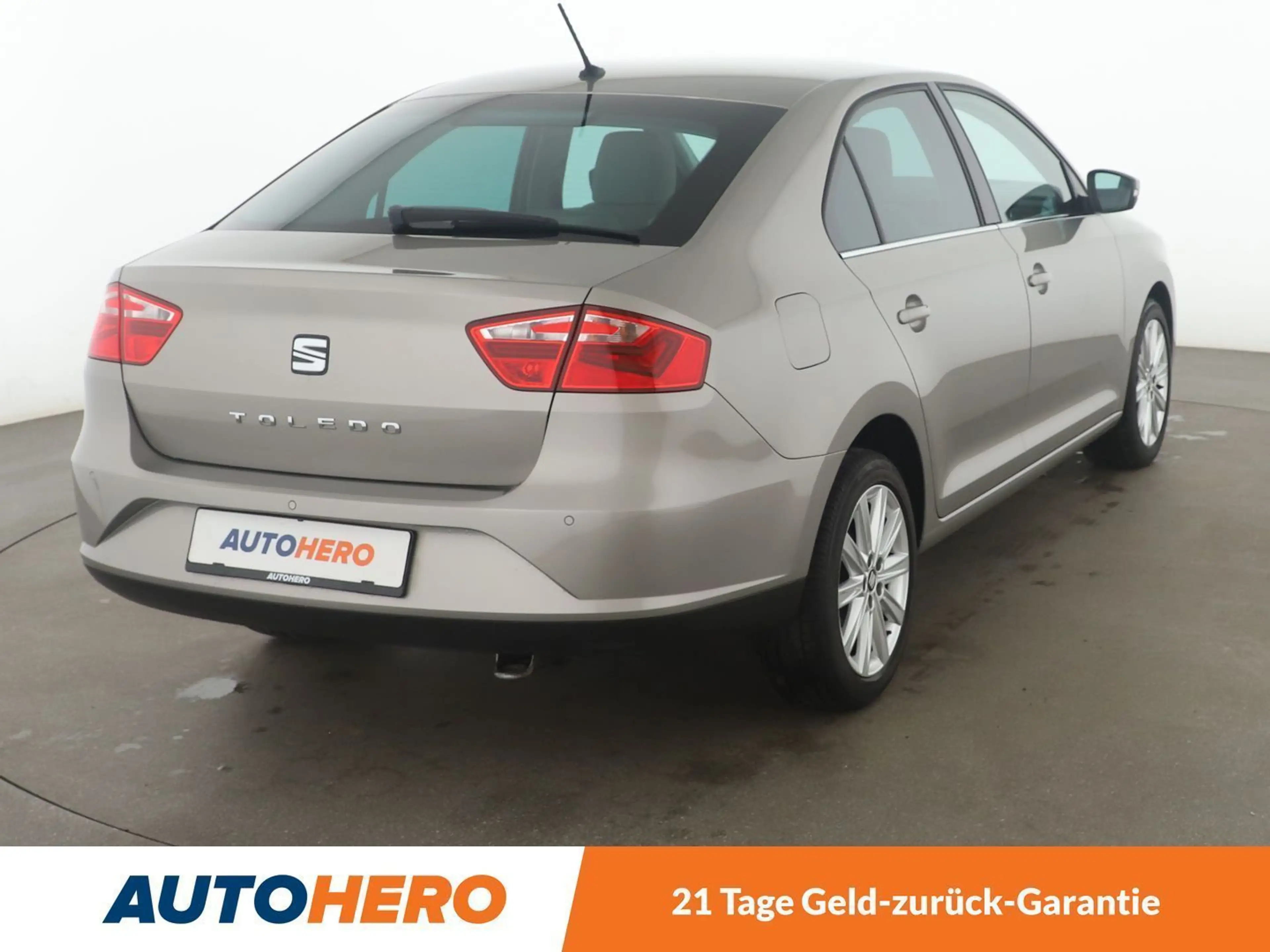 SEAT Toledo 1.4 TSI Style Aut.*NAVI*TEMPO*PDC*SHZ* — photo 6