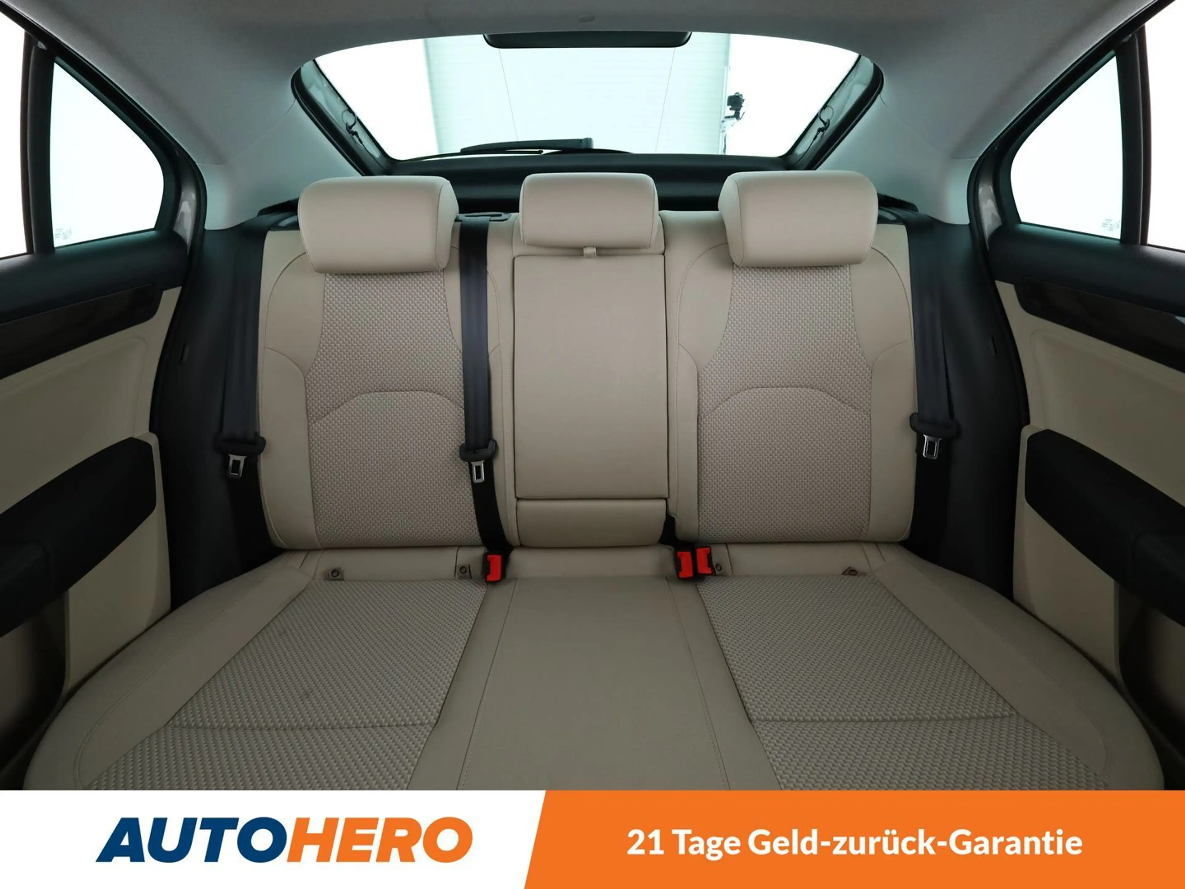 SEAT Toledo 1.4 TSI Style Aut.*NAVI*TEMPO*PDC*SHZ* — photo 14
