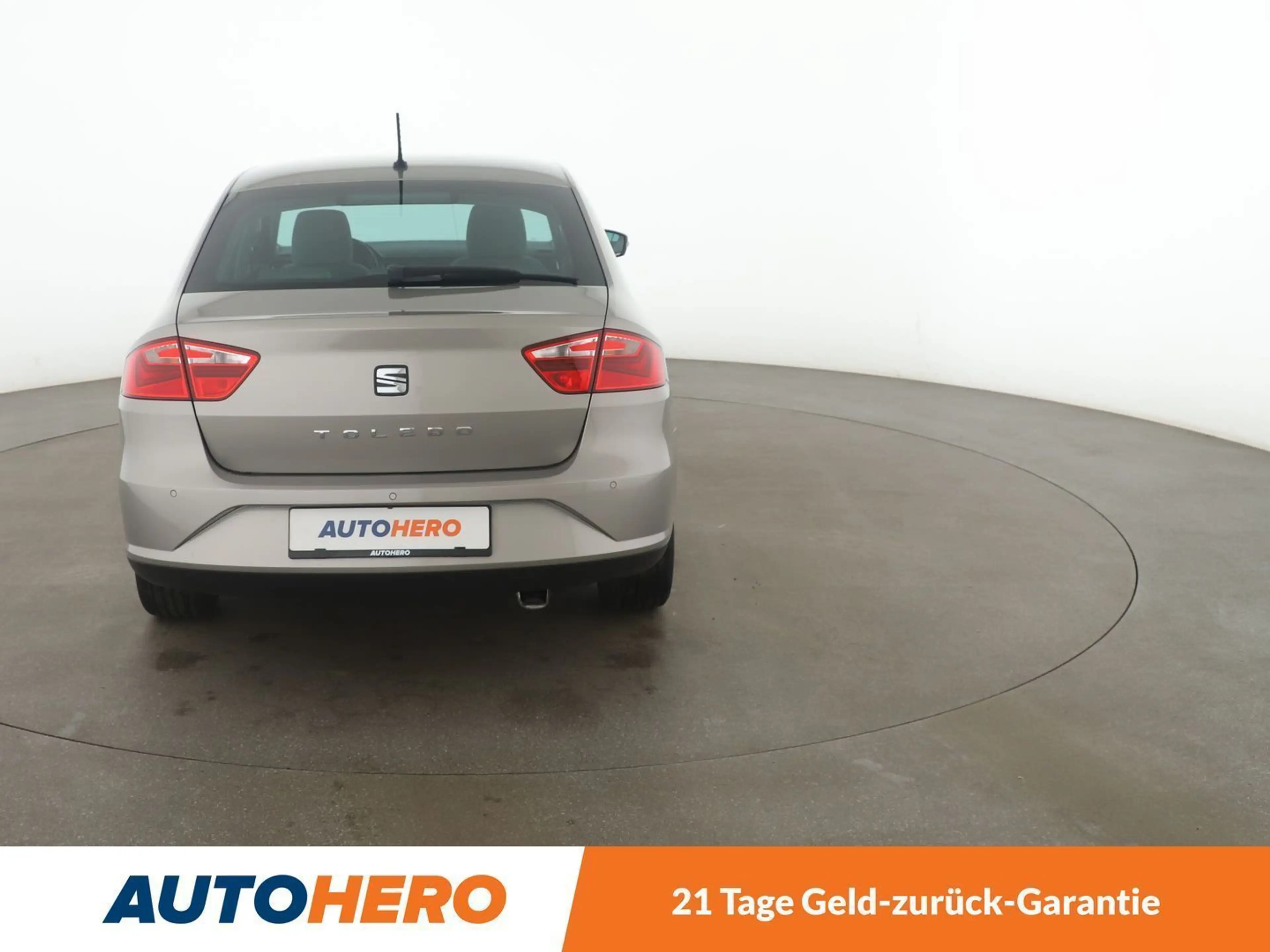 SEAT Toledo 1.4 TSI Style Aut.*NAVI*TEMPO*PDC*SHZ* — photo 5