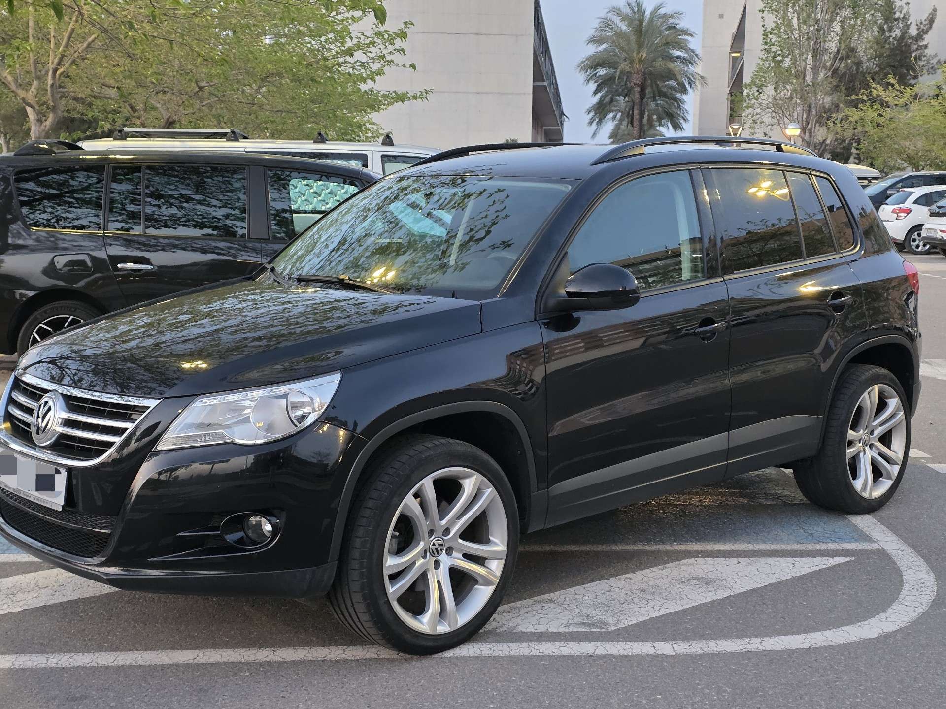 Volkswagen Tiguan 1.4TSI R-Line - foto 1