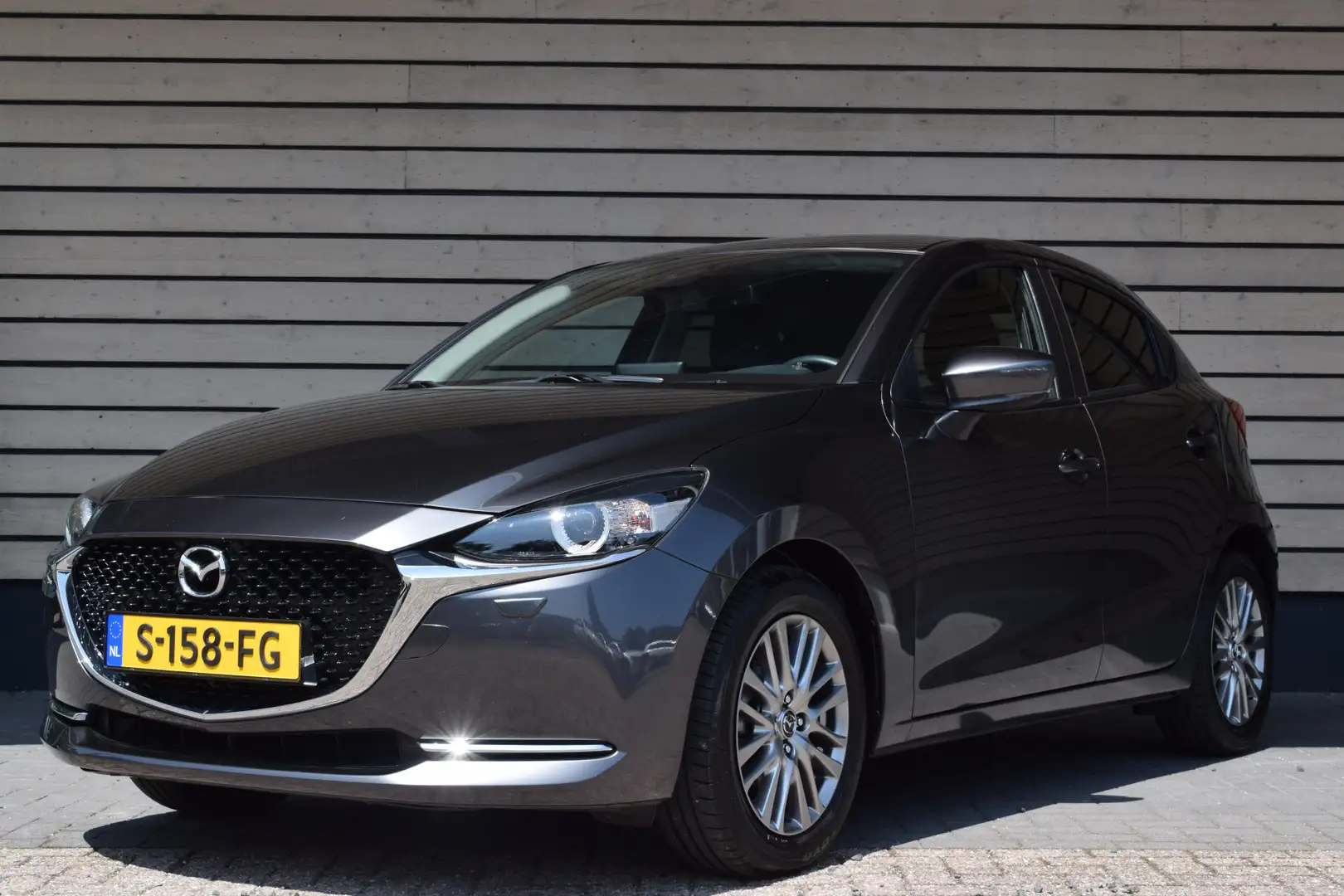 Mazda 2 1.5 Skyactiv-G Luxury - Dealer onderhouden - Trekh Grijs - 2