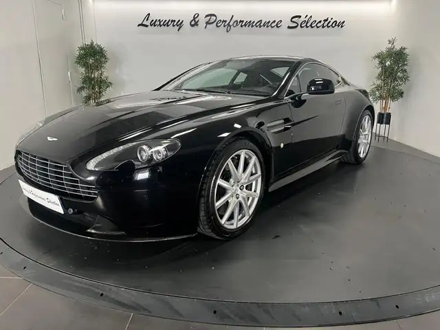 Aston Martin Vantage S 4.7 V8 436ch coupé - Rare - Pack Carbone \u0026 Alcantara - Suivi complet