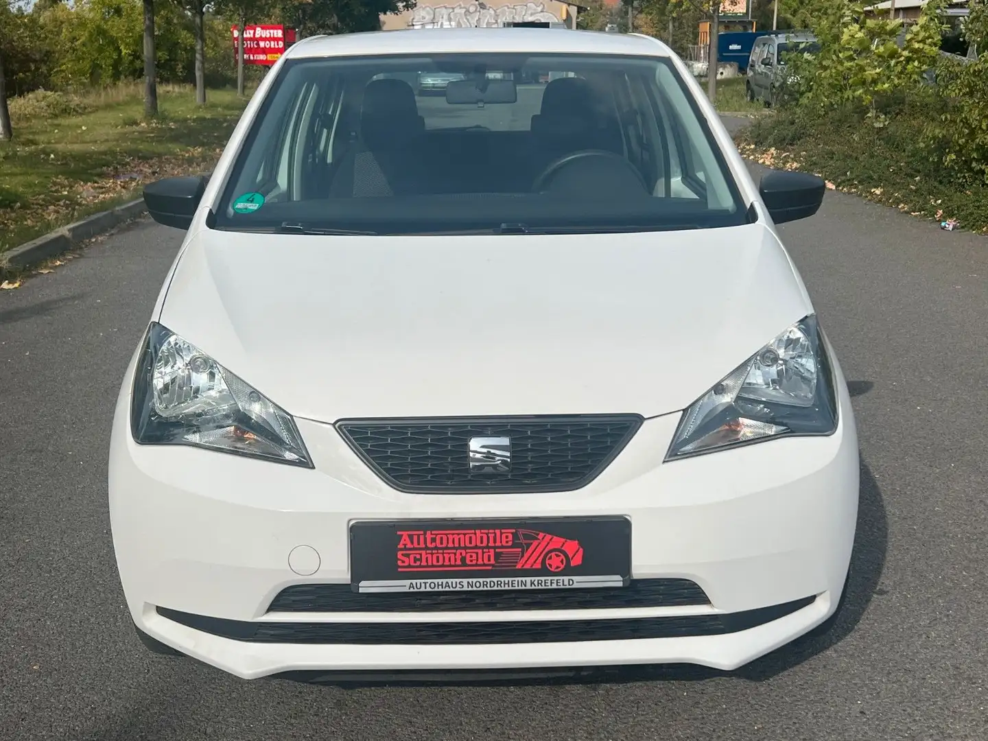 SEAT Mii Reference  +1. Hand + White - 2