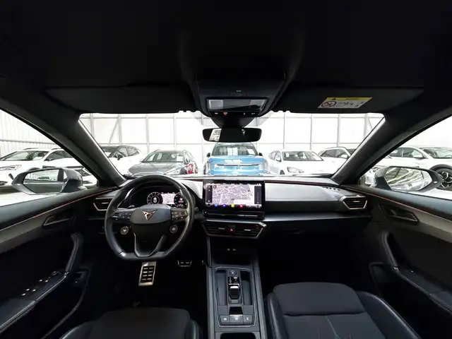 Cupra Formentor view 9