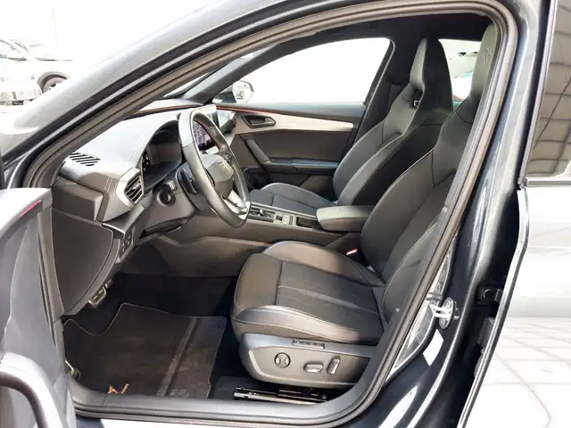 Cupra Formentor view 8